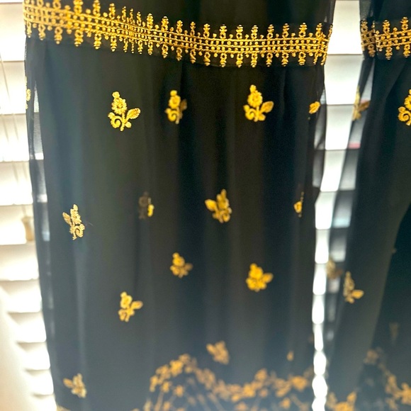 Black and Gold Embroidered Wide-Leg Pants - Picture 3 of 4